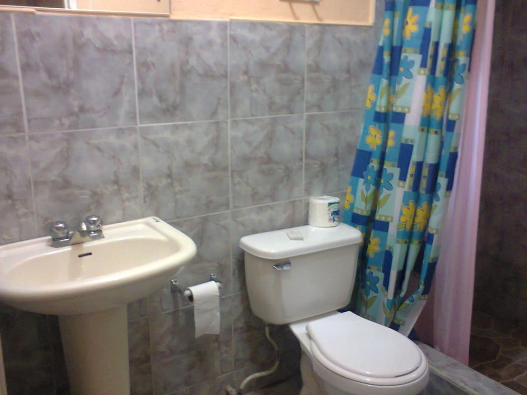 ホテル ヤード スタイル キングストン 部屋 写真